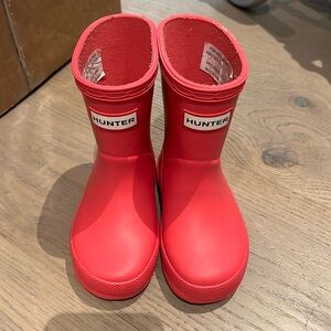 Pink Hunter Boots in Size 4